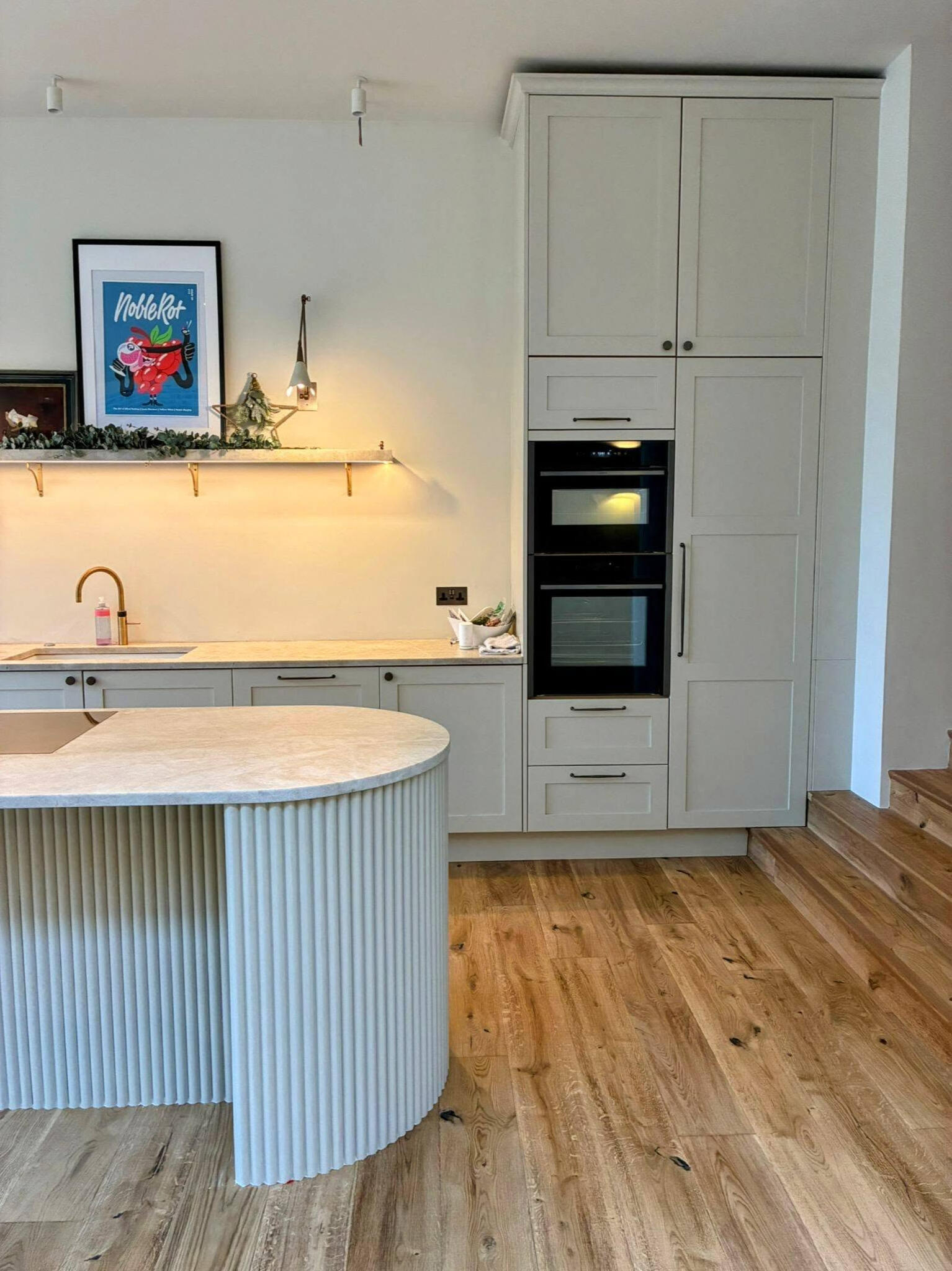 Independent DIY Kitchens designer Gracie Davies - Bespoke kitchen layout and design service